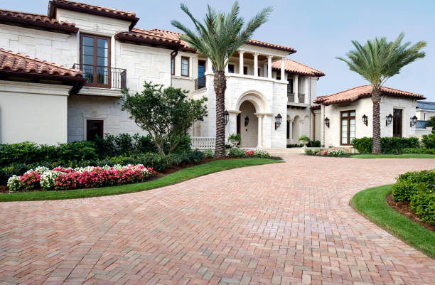 Best Driveway Pavers Near Me  in Woodstock, IL